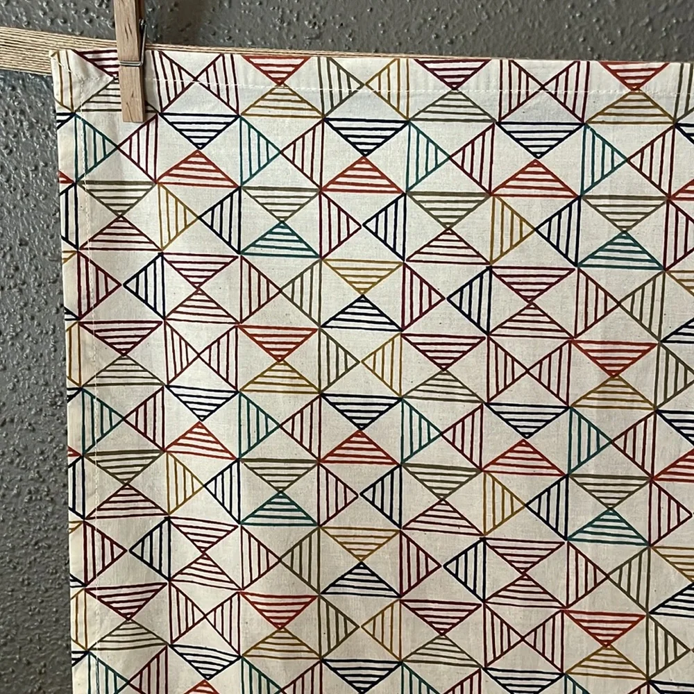 Crate & Barrel Polly Dinner Napkins
